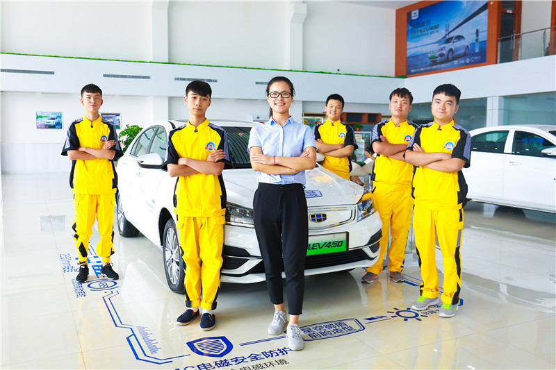 校企定向班學子企業(yè)游學11